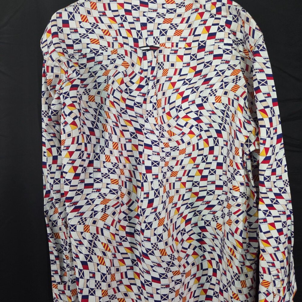 NWT Tommy Jeans Shirt Mens Small White Archive Flag Print Skate Fit Skateboard - Picture 7 of 7